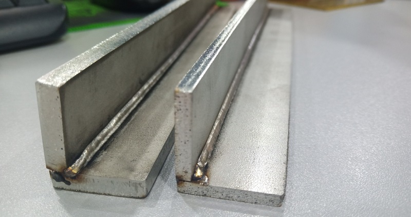 샘플의 금속 용접기 용접